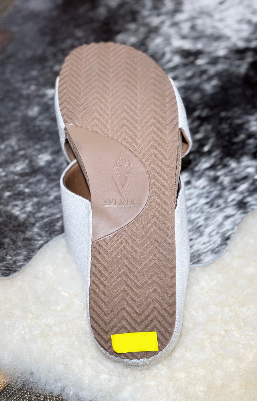 Volital Bone Sandals