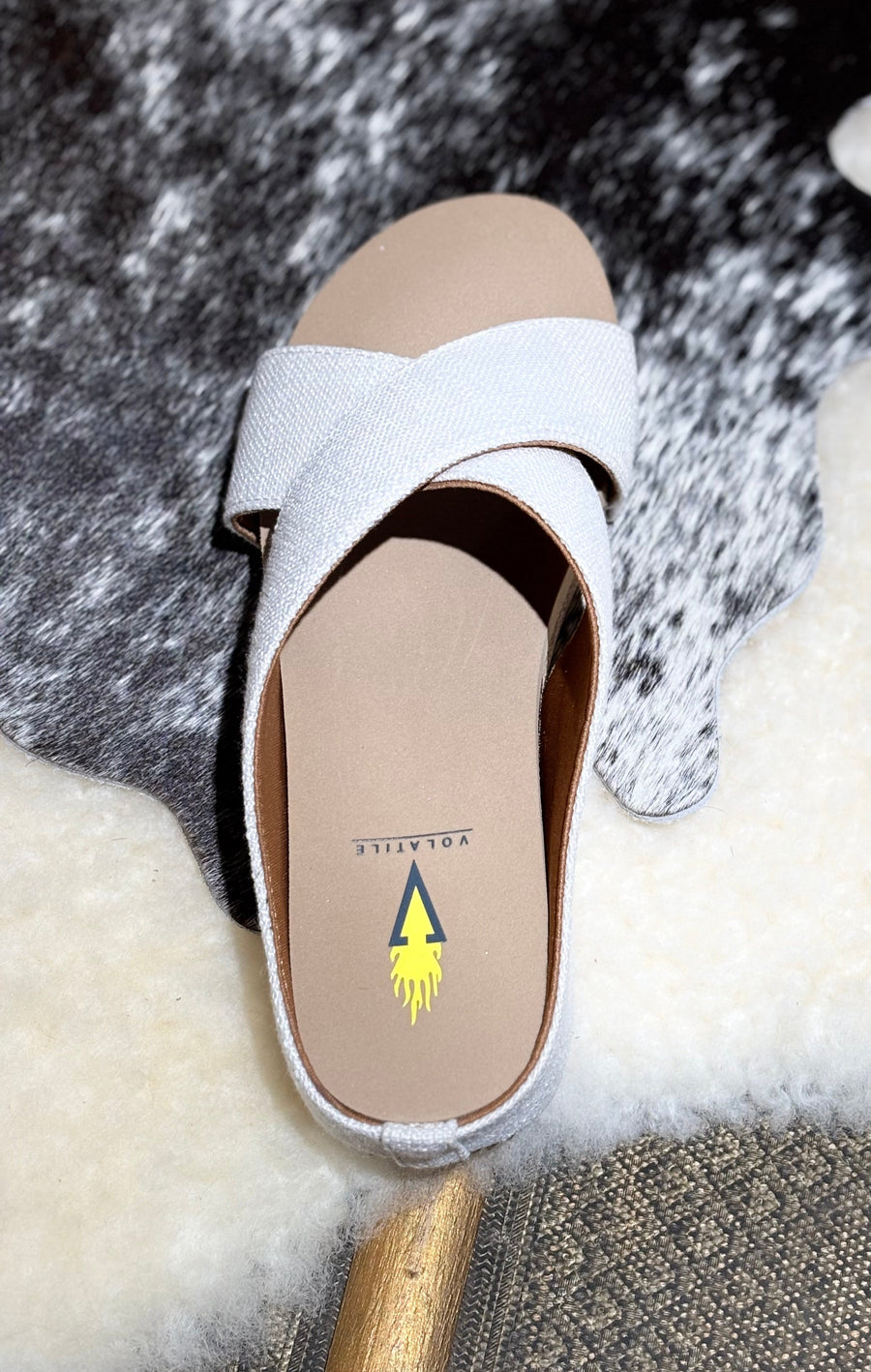 Volital Bone Sandals