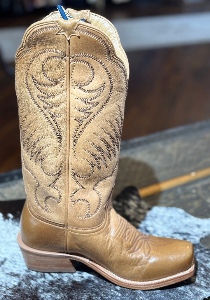 Women's Hyer Boots