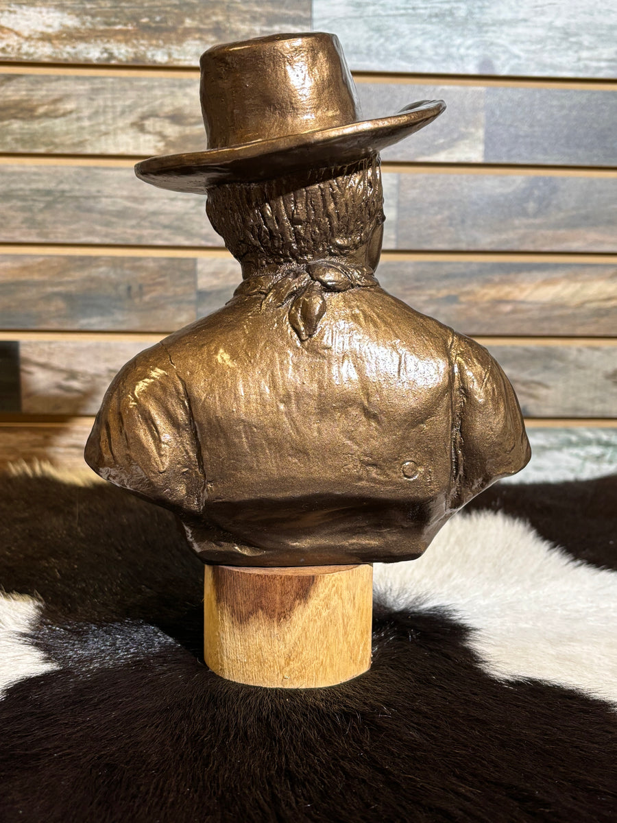 John Wayne Statue
