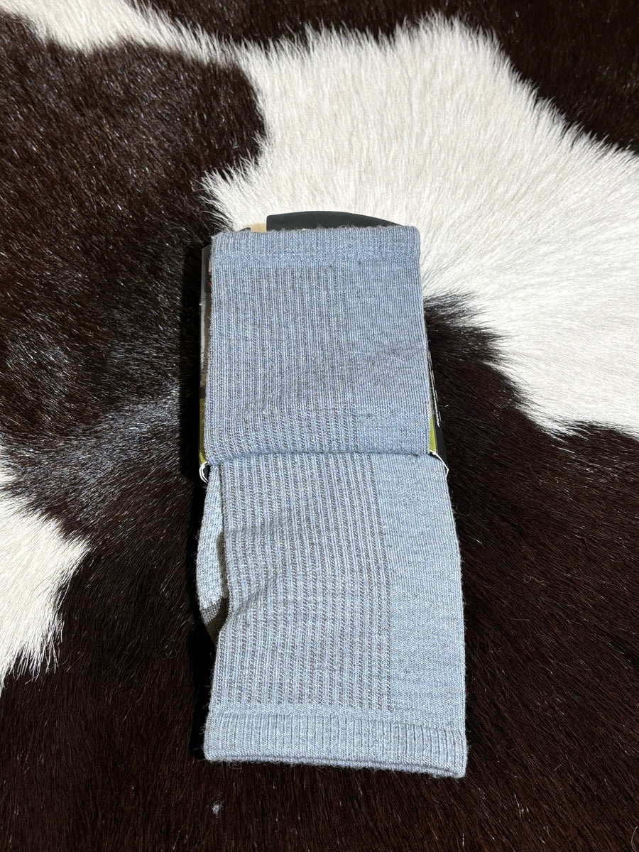 Farm to Feet Socks Trail 3/4 Crew Grey and Black