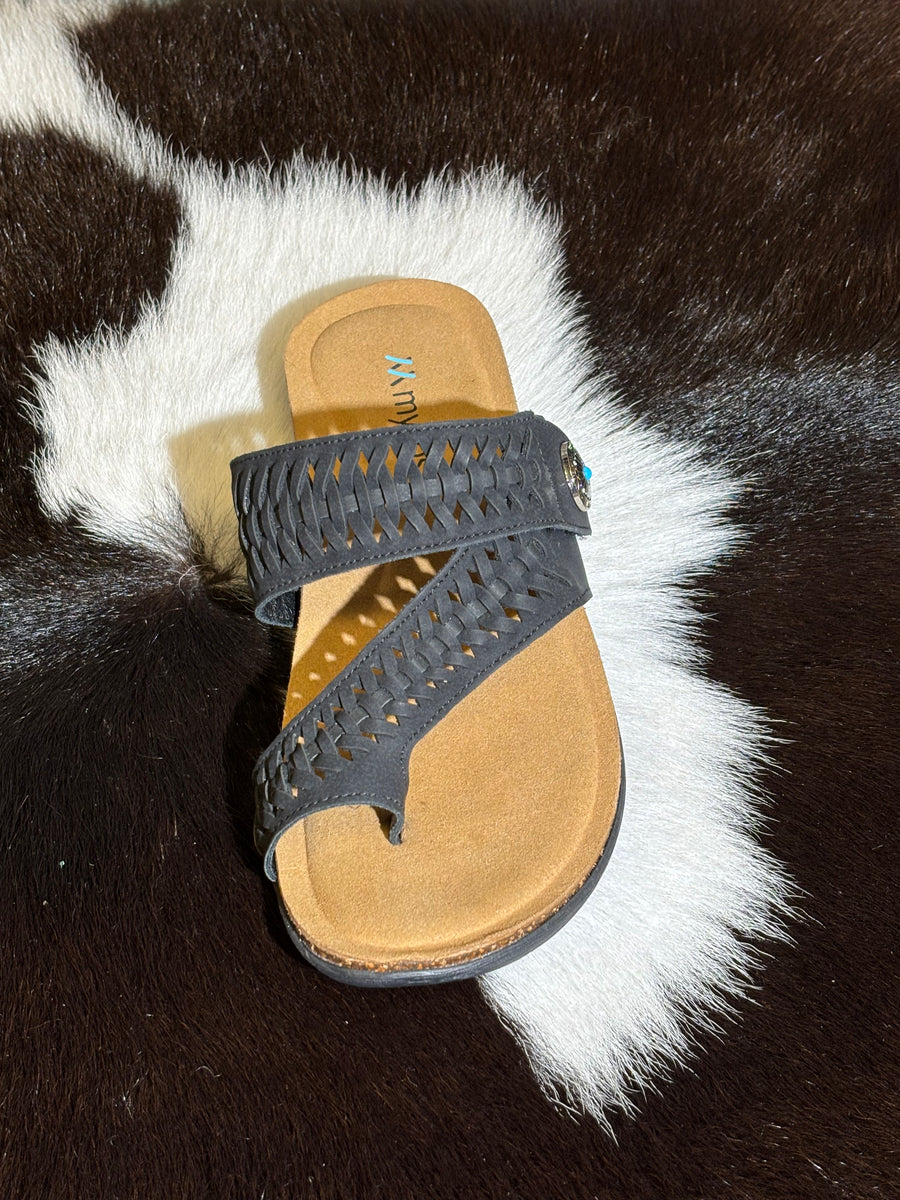 Mykos Sandal Scarlett Black