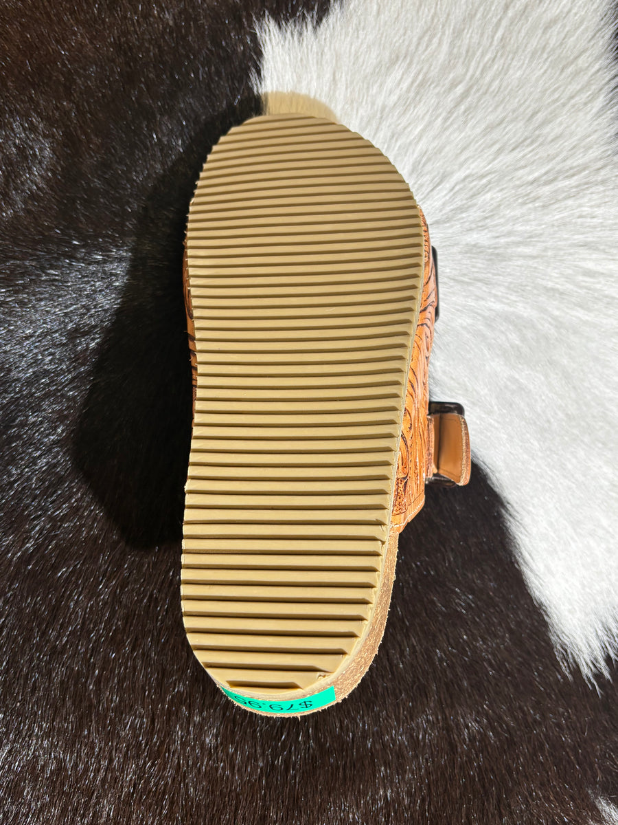 Challenger Buckle Sandal